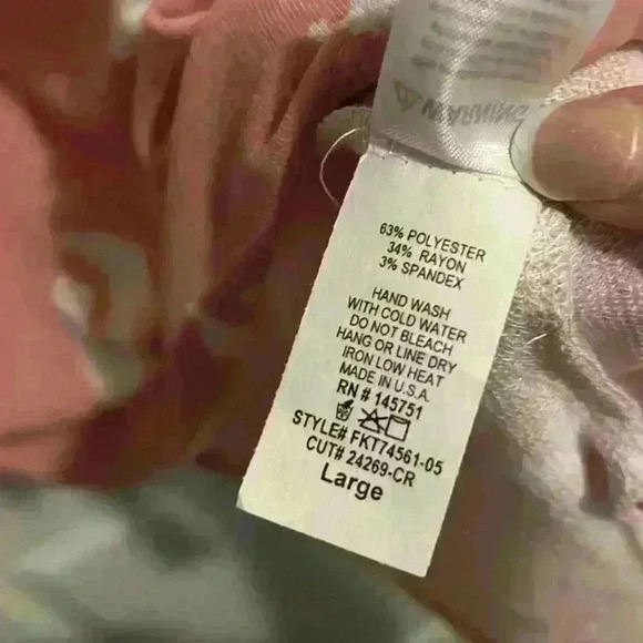 💋Fantastic Fawn ENDEAR LipPrint Asymmetric Cutout Jersey Top Size L - Picture 9 of 9